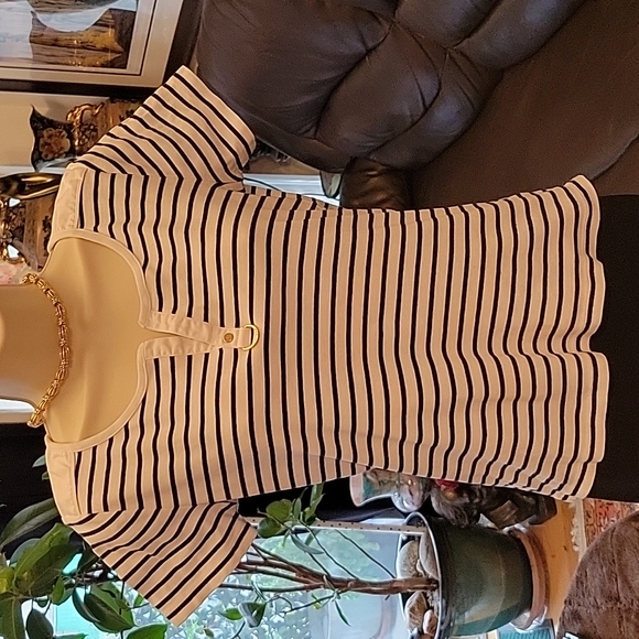 Ralph Lauren Top M Stripes on White Short Sleeves - Picture 2 of 9